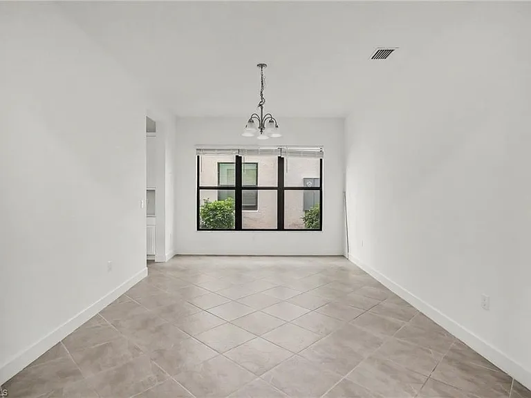 12762 Woodbury Dr — Photo 10