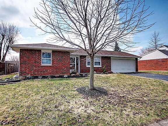 3rd image of 574 Wisconsin Dr