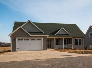 6 Devonshire Ct, Fishersville, VA 22939