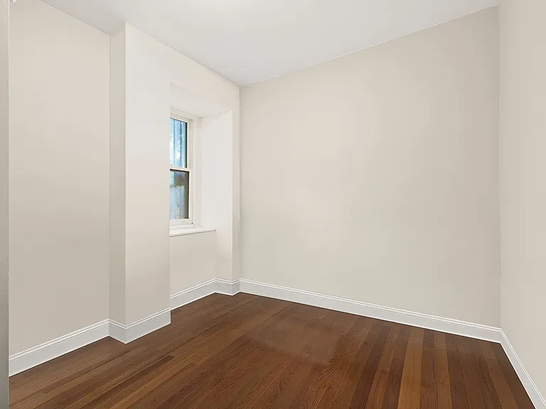150 Columbia Hts #1G — Photo 7