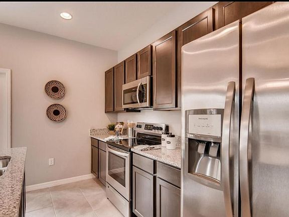3rd image of 2910 Meleto Blvd #2