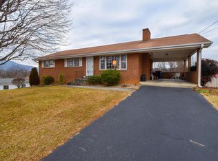 4347 Tellico Rd NW, Roanoke, VA 24017