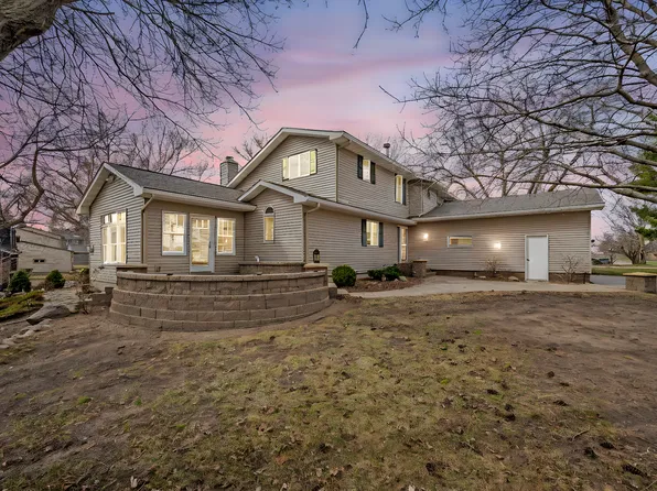 805 Hengen St, Fairmont, MN 56031