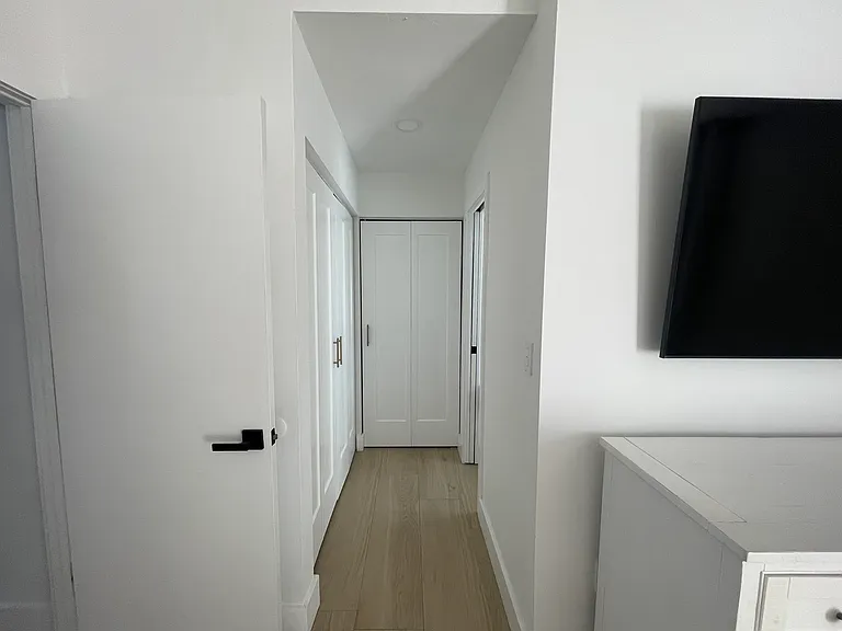 10916 SW 37th Ter — Photo 8
