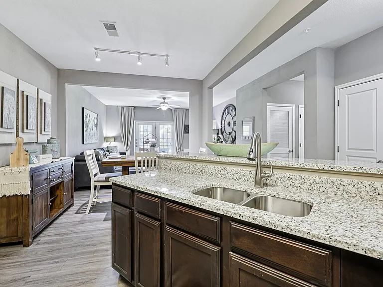 The Landing at Little Elm Apartments — Photo 62