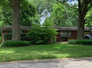 749 Southshire Dr, Saint Louis, MO