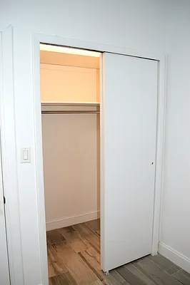 Rented by OvCo Realty | media 29