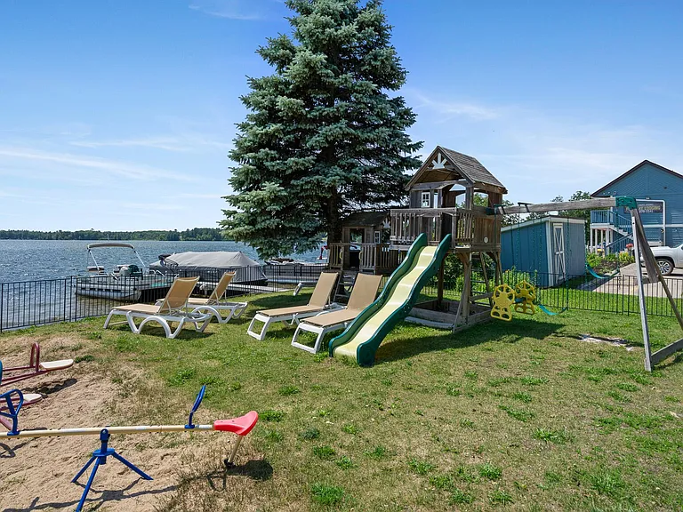 228 E State St #2 — Photo 7