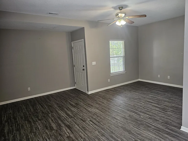 21531 S Peculiar Dr — Photo 7