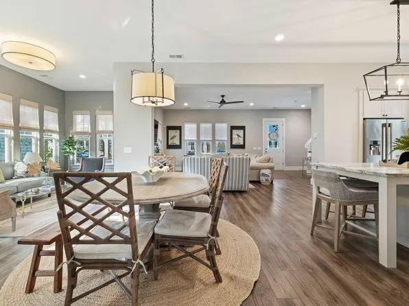 105 Bright Leaf Loop, Summerville, SC 29486