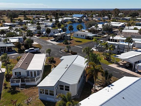 2nd image of 12470 SE 140th Rd