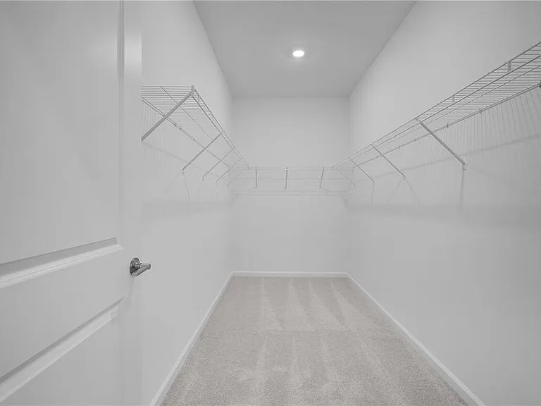 5529 Nina Way — Photo 31