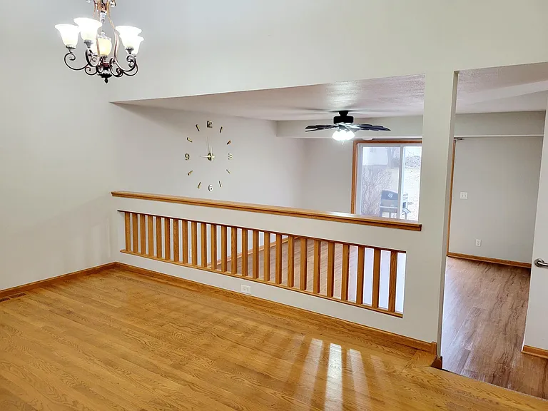2458 Downing Ave — Photo 2