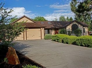 21065 Lost Valley Ct, Bend, OR 97702