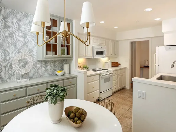 20 Willow Rd, Menlo Park, CA