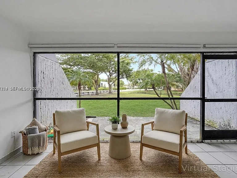 200 Lakeview Dr #101 — Photo 34