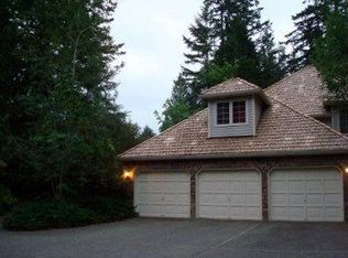 26601 SE Duthie Hill Rd, Issaquah, WA 98029