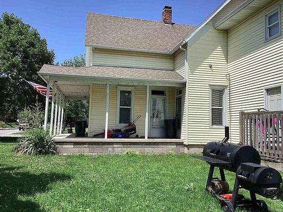 3rd image of 315 N Jefferson St
