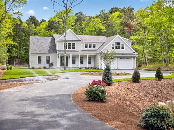 153 Oakmont Rd, Yarmouth Pt, MA 02675