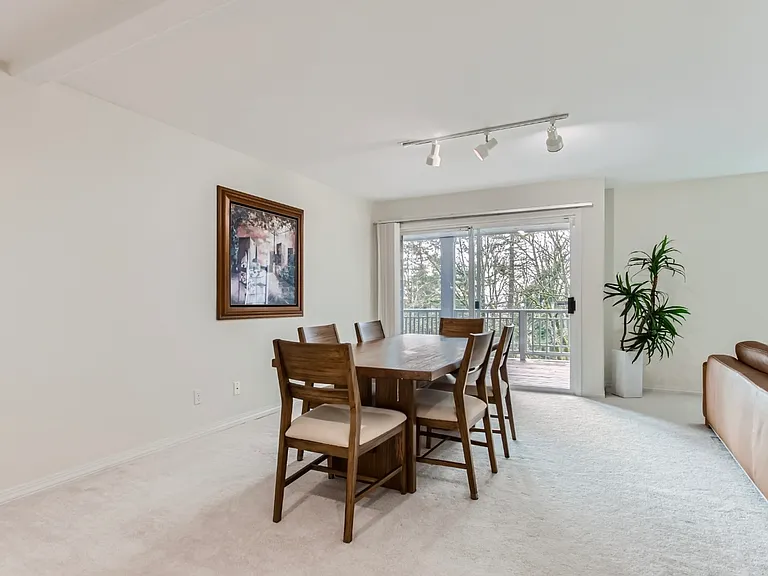 8534 NW Timber Ridge Ct — Photo 14
