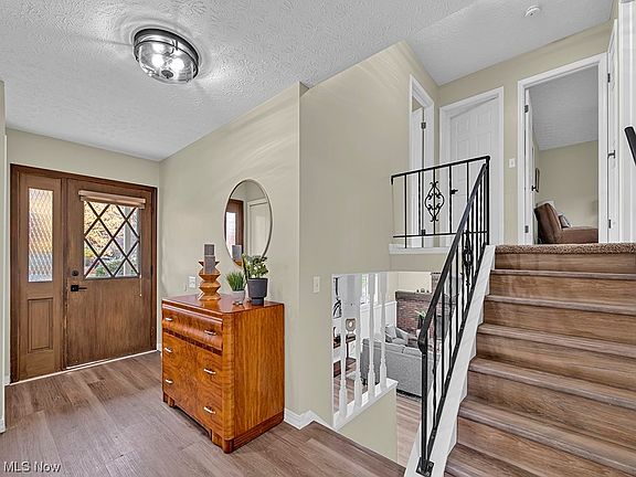 5th image of 5380 Richards Dr