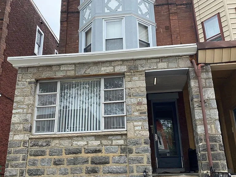 5040 Walnut Street — Photo 7