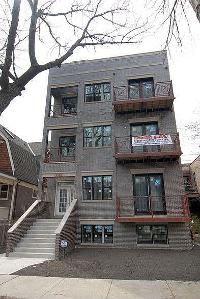 1st image of 1313 W Carmen Ave #2