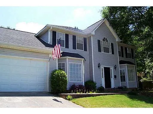 665 Oakdale Ln photo 1