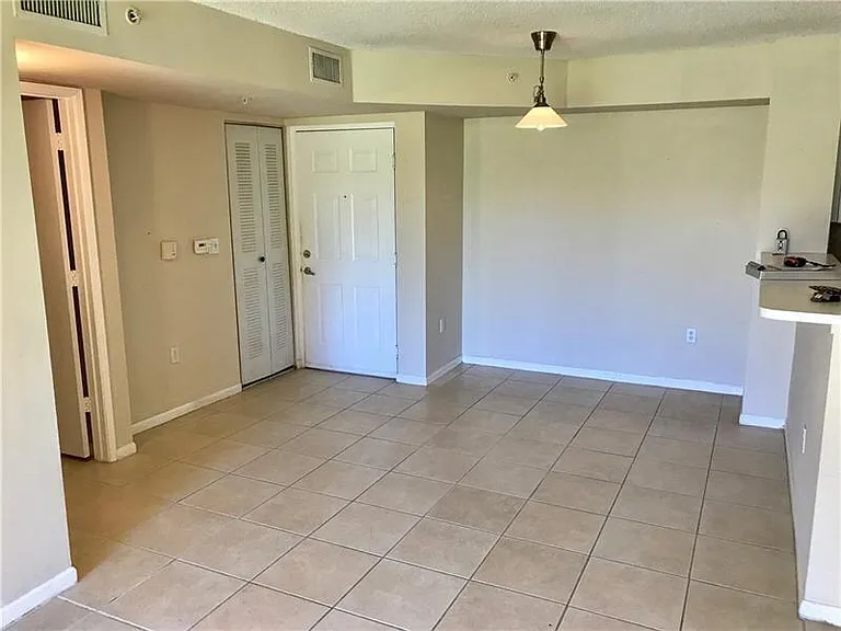 7864 Sonoma Springs Cir #104 — Photo 3