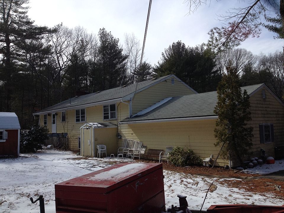 2nd image of 15 Hingham