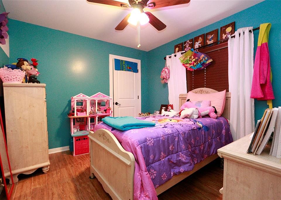 1st image of 3321 Beran Dr