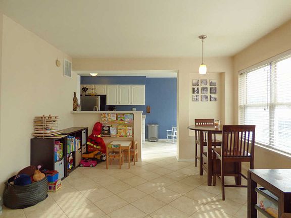 4th image of 261 S Lancelot Ln
