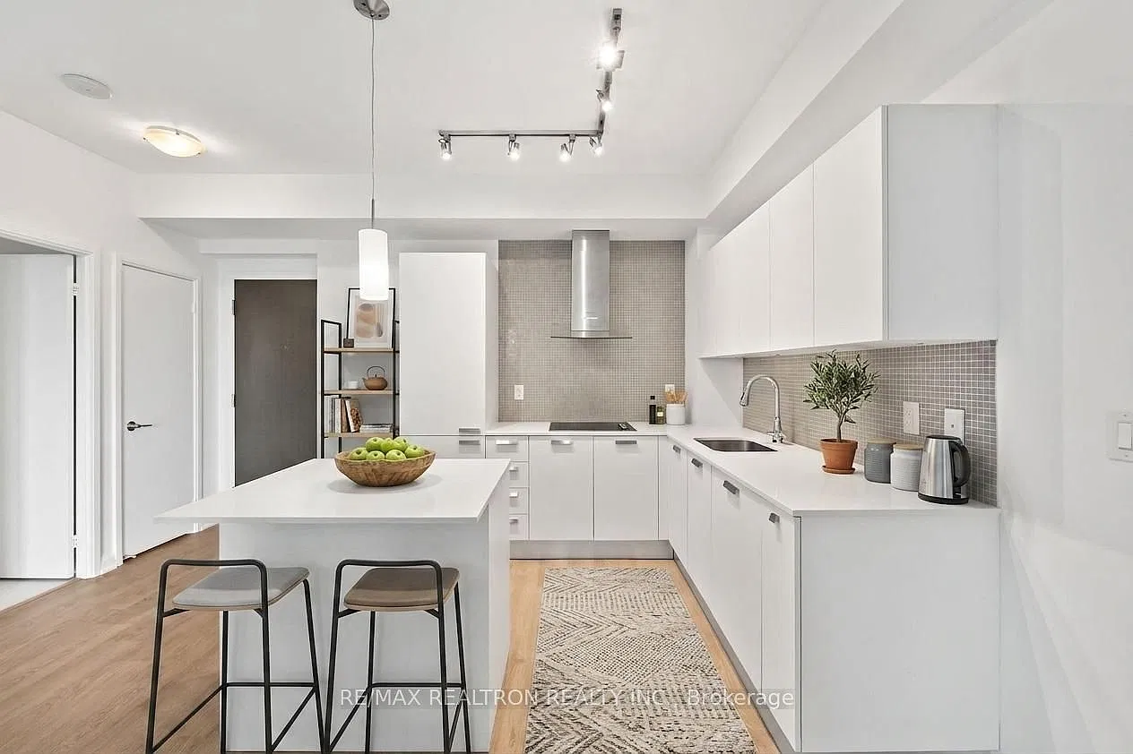 1 bed, $2,400 — Photo 2