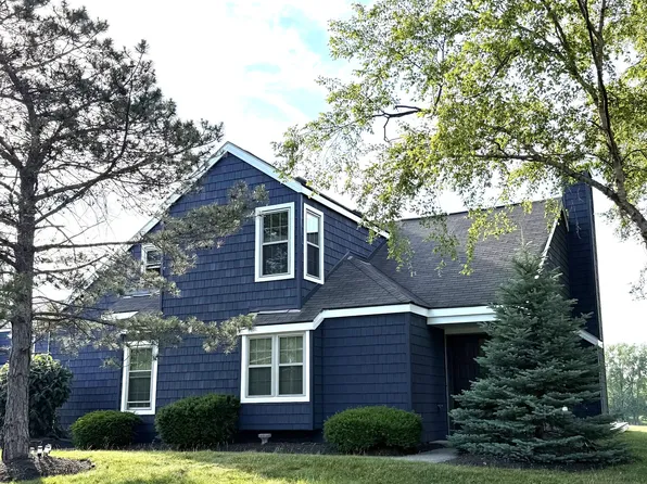 7238 Harbour Isle, Indianapolis, IN 46240