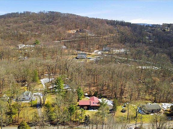 3rd image of 183 Bullet Hole Road