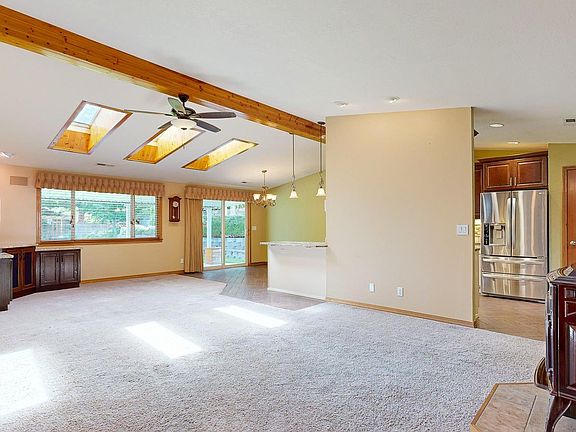 2nd image of 3018 Charity Ct