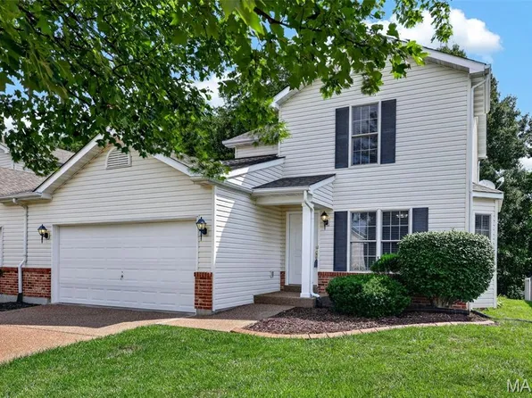 48 Deer Grove Dr, Saint Peters, MO 63376