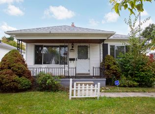 24859 Lexington Ave, Eastpointe, MI 48021