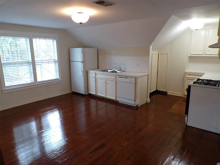 3416 Morrison St #9 — Photo 24