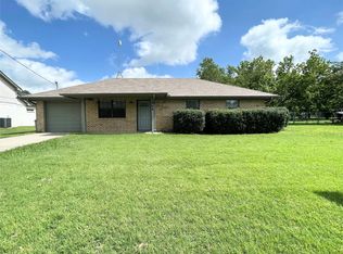 308 W 5th St, Weatherford, TX 76086