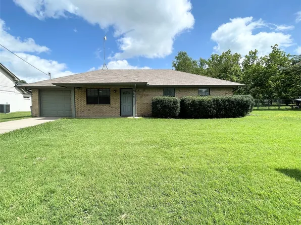 308 W 5th St, Weatherford, TX 76086