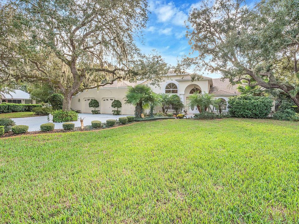 1st image of 18811 Majestic Oak Ct
