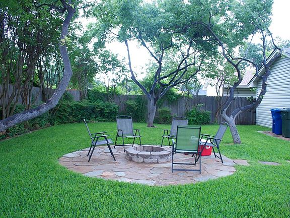 Your backyard - Ideal for entertaining