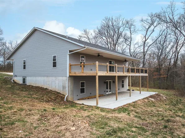 89 Century Oaks Ln, Leslie, MO 63056