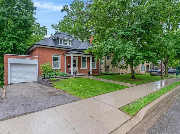 136 Blair Rd, Cambridge, ON N1S 2J4