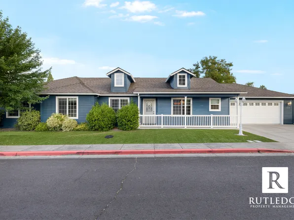 1013 Hope Dr, Central Pt, OR 97502