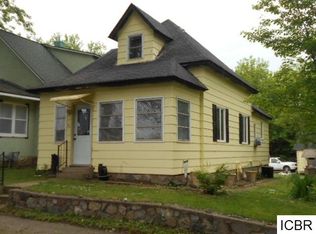 411 3rd St, Bovey, MN 55709