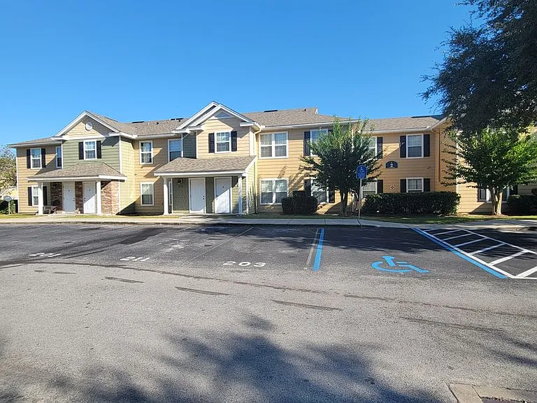 212 Cape Cod Dr — Photo 17