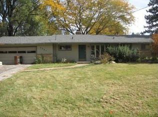 2557 Strathmore St, Kalamazoo, MI 49009