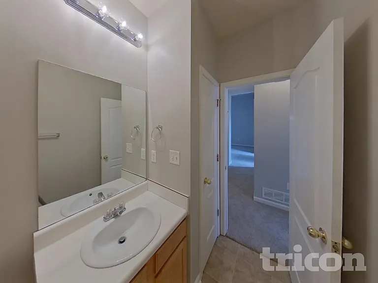 6297 Redcliff Dr — Photo 13